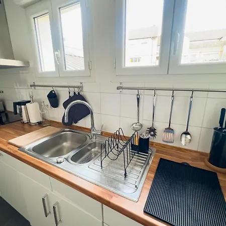 Apartment Duplex Cosy A 2 Min A Pied De Paris Avec 2 Terrasses *