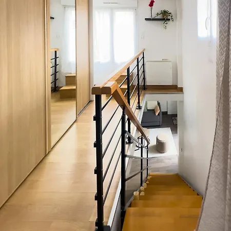 Duplex Cosy A 2 Min A Pied De Paris Avec 2 Terrasses